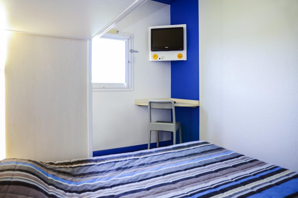 Enzo Hotel 1Er Prix Coudes Eksteriør bilde